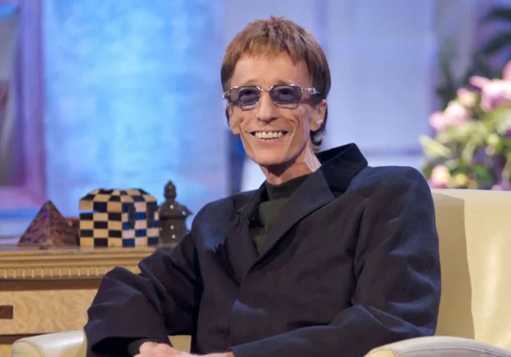 Robin Gibb’s Untold Truth From Childhood Mischief and Early Fame to