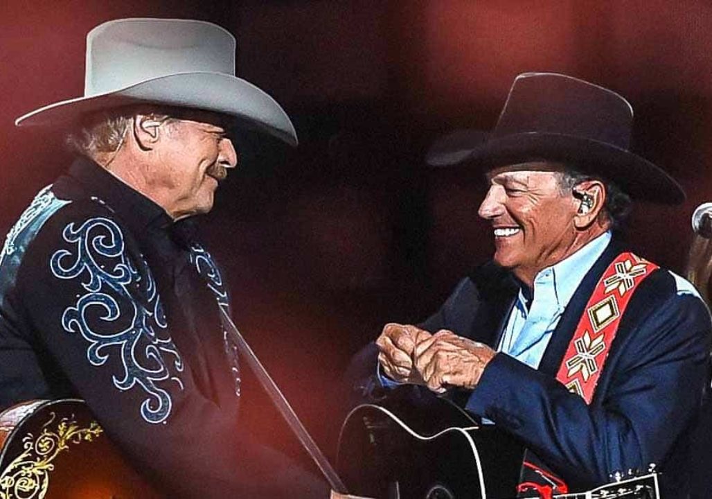 EXCLUSIVE: Alan Jackson & George Strait to Light Up Rockefeller Center for the 2025 Christmas Special — A Once-in-a-Lifetime Holiday Celebration! The first snow may still be miles away, but the warmth of Christmas is already filling the streets of New York City. This holiday season, the legendary Rockefeller Center will transform into a stage where the heart of country music meets timeless festive magic. NBC has just announced that Alan Jackson and George Strait — two of the most cherished voices in American music — will co-host the 2025 Christmas in Rockefeller Center special. Imagine gathering with loved ones, the twinkling lights reflecting in your eyes, and the soulful melodies of these icons filling the air — this is the holiday moment everyone will be talking about. Don’t miss it; the magic is coming early this year.